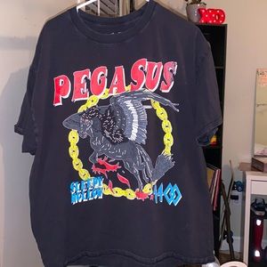 I don’t listen to this artist anymore but still a super cool shirt